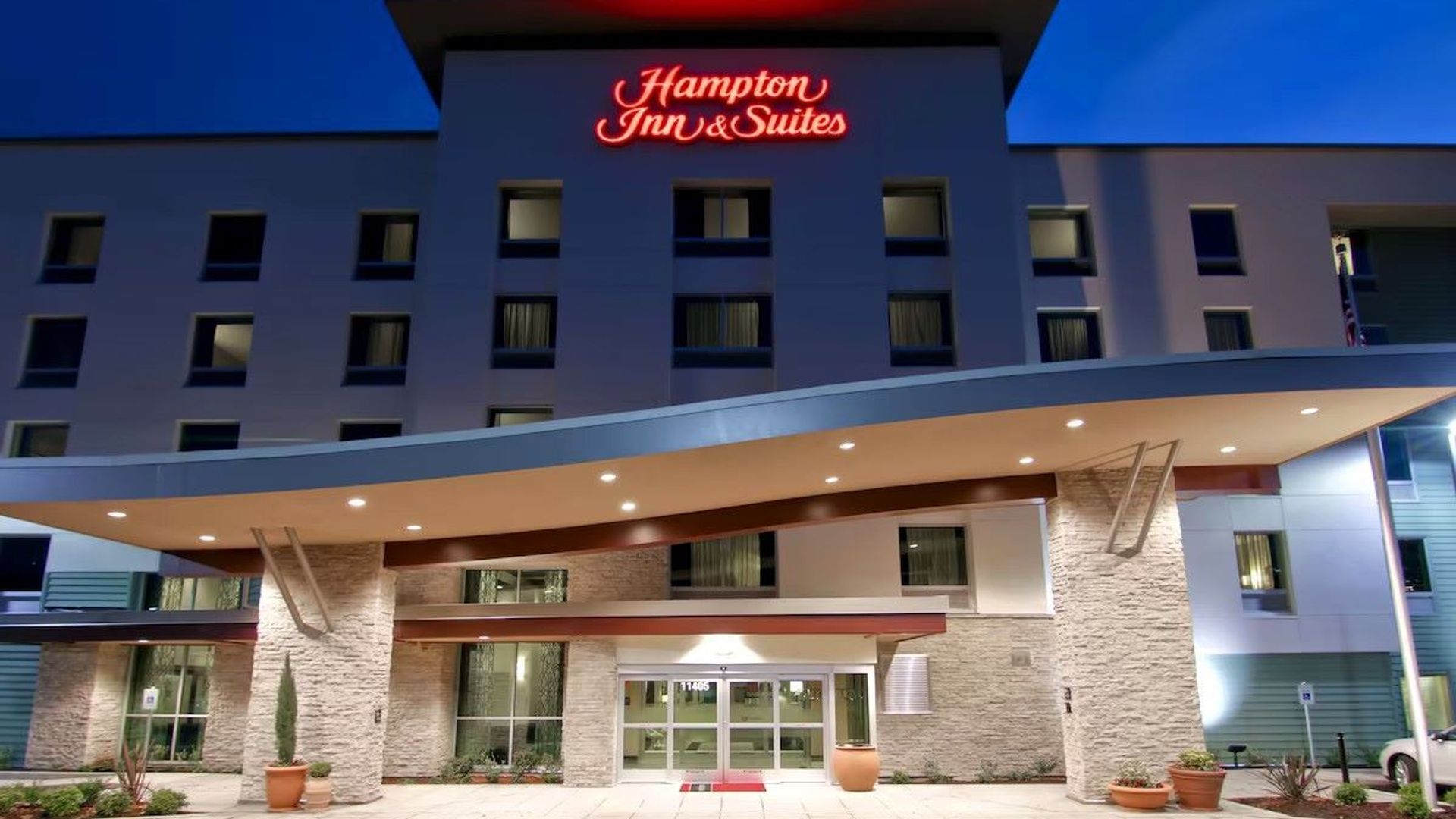 Hampton Inn & Suites Bellevue Downtown-Seattle