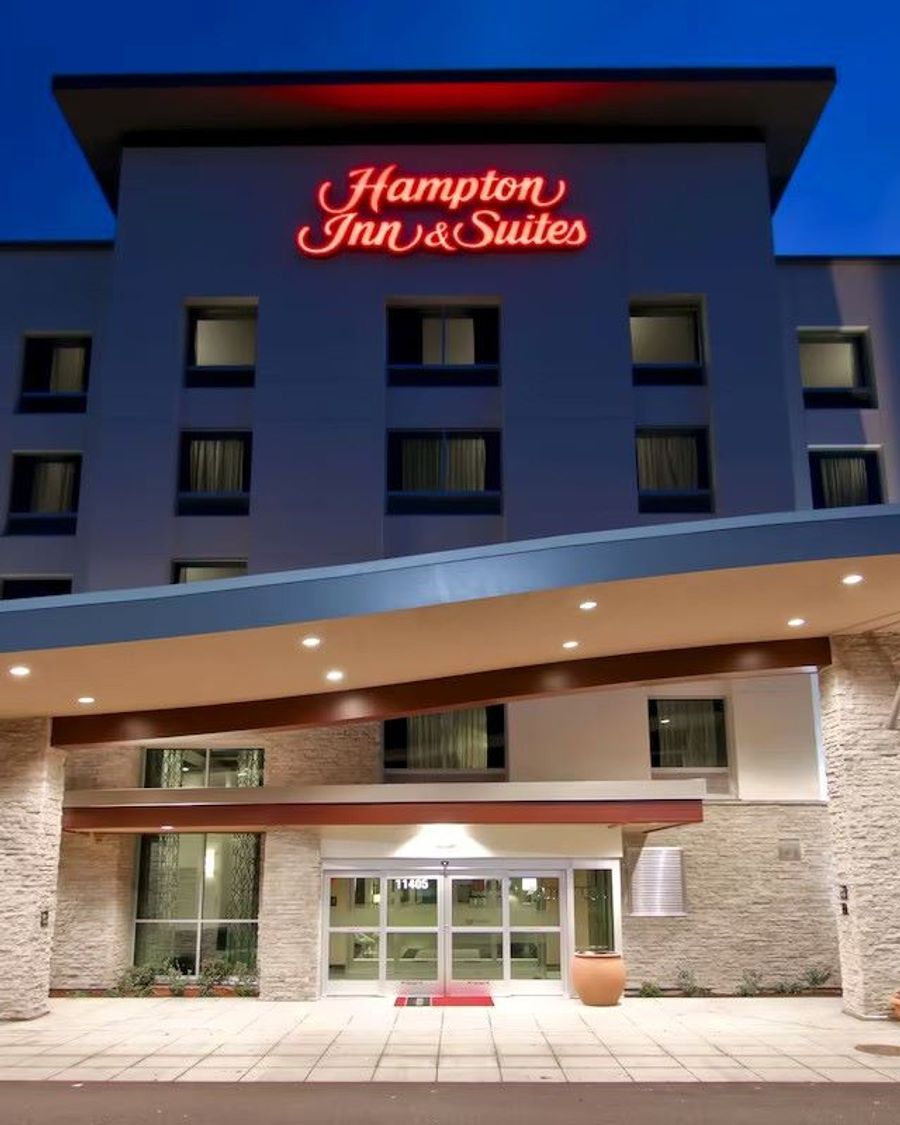 Hampton Inn & Suites Bellevue Downtown-Seattle