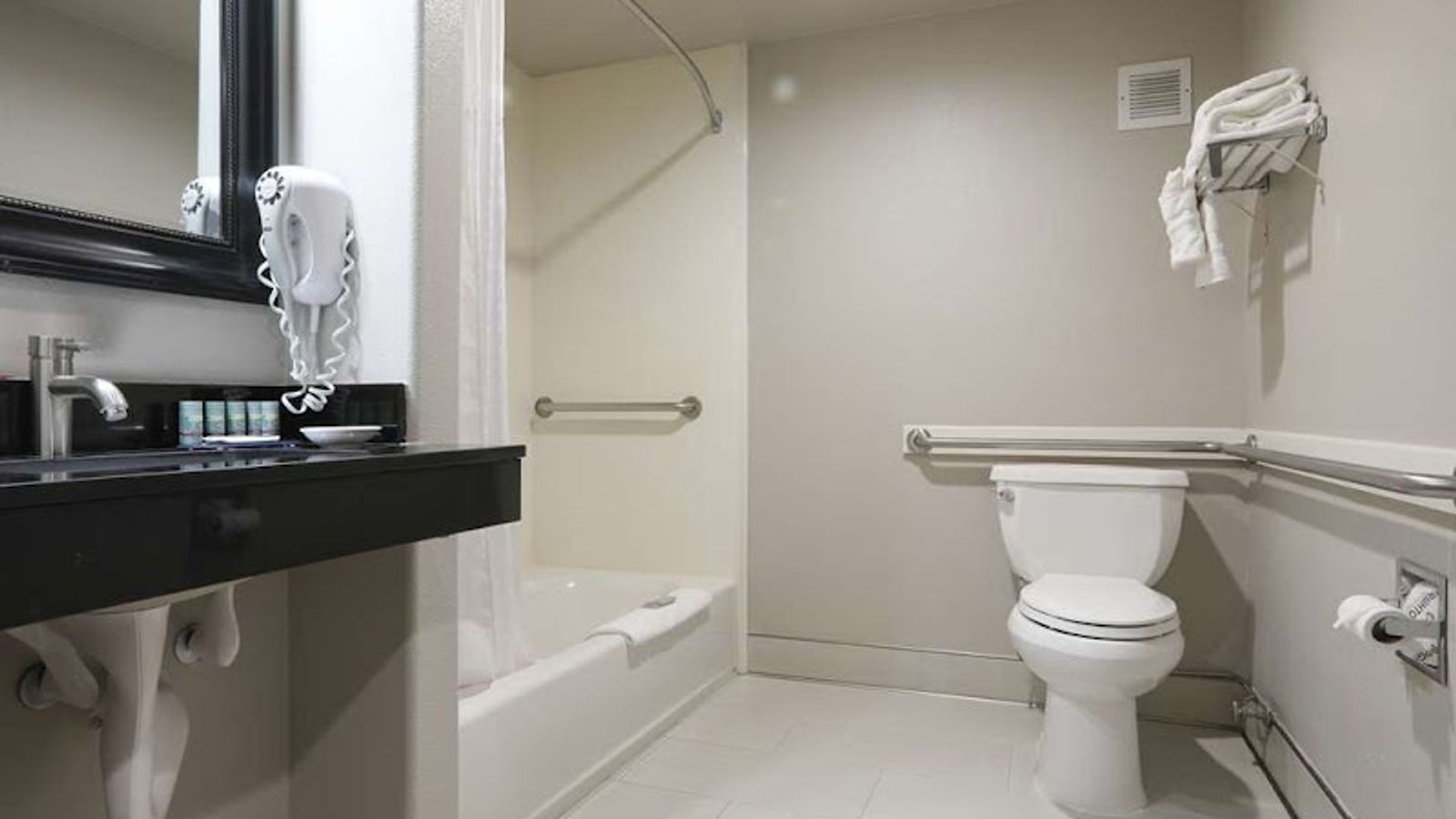 Photo of Best Western Lanai Garden Inn & Suites