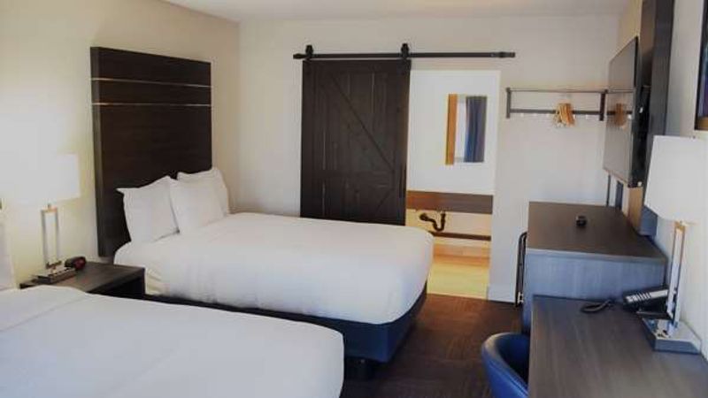 Photo of Travelodge by Wyndham Santa Rosa Wine Country