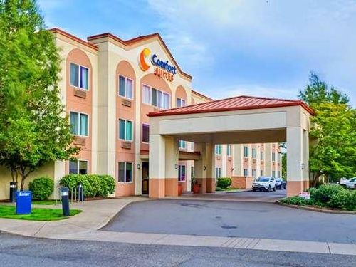 Comfort Suites Springfield RiverBend Medical