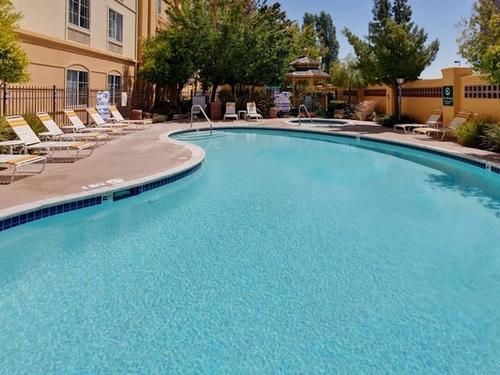 Photo of La Quinta Inn & Suites by Wyndham Fremont / Silicon Valley