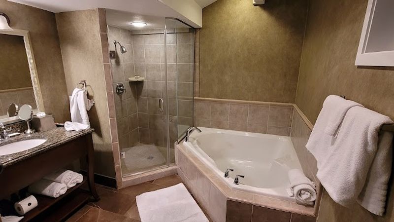 Photo of Surfsand Resort