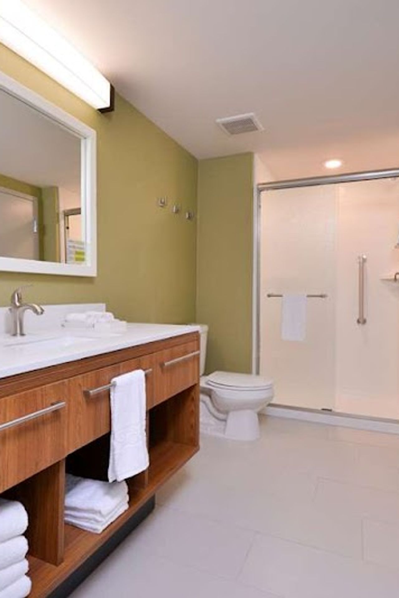 Photo of Home2 Suites by Hilton DuPont