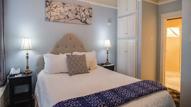 Photo of The Campbell House Inn - Room