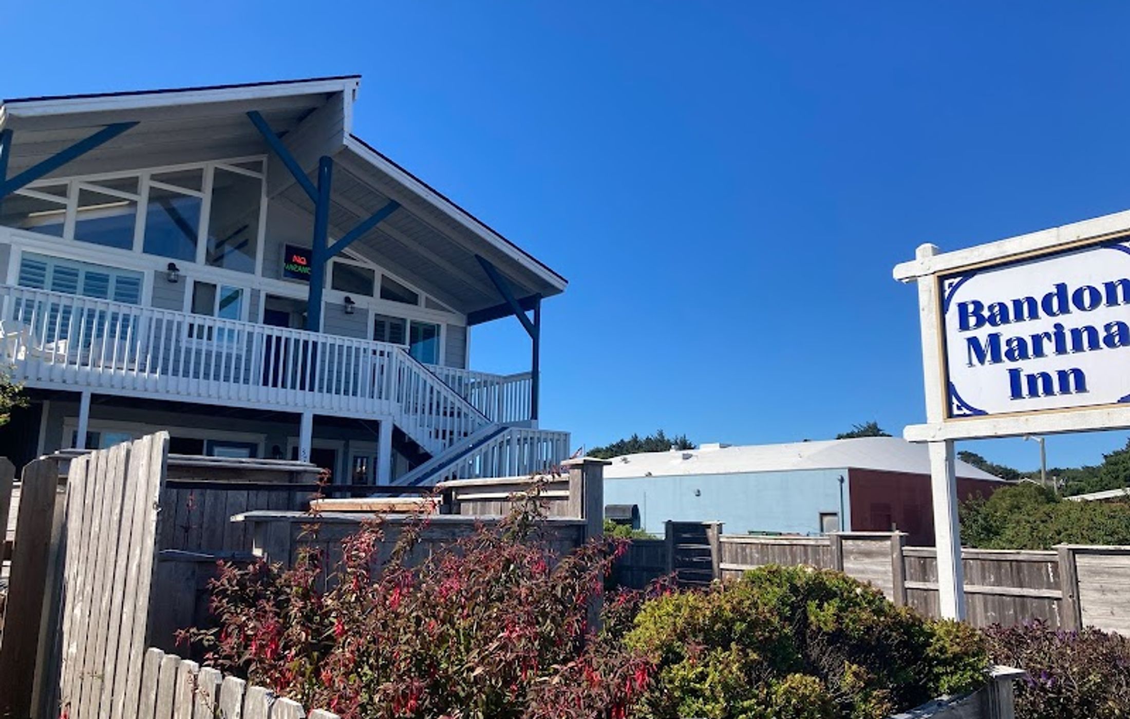 Bandon Marina Inn