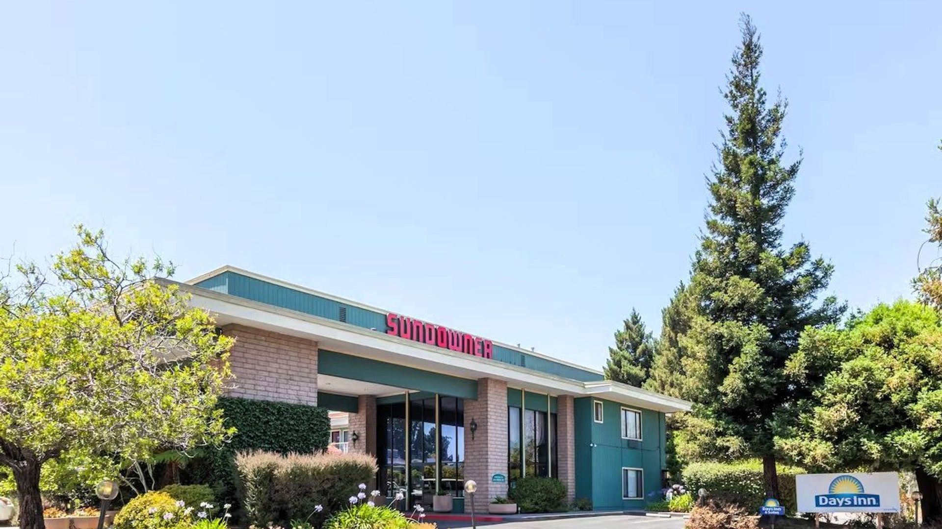 Days Inn & Suites by Wyndham Sunnyvale