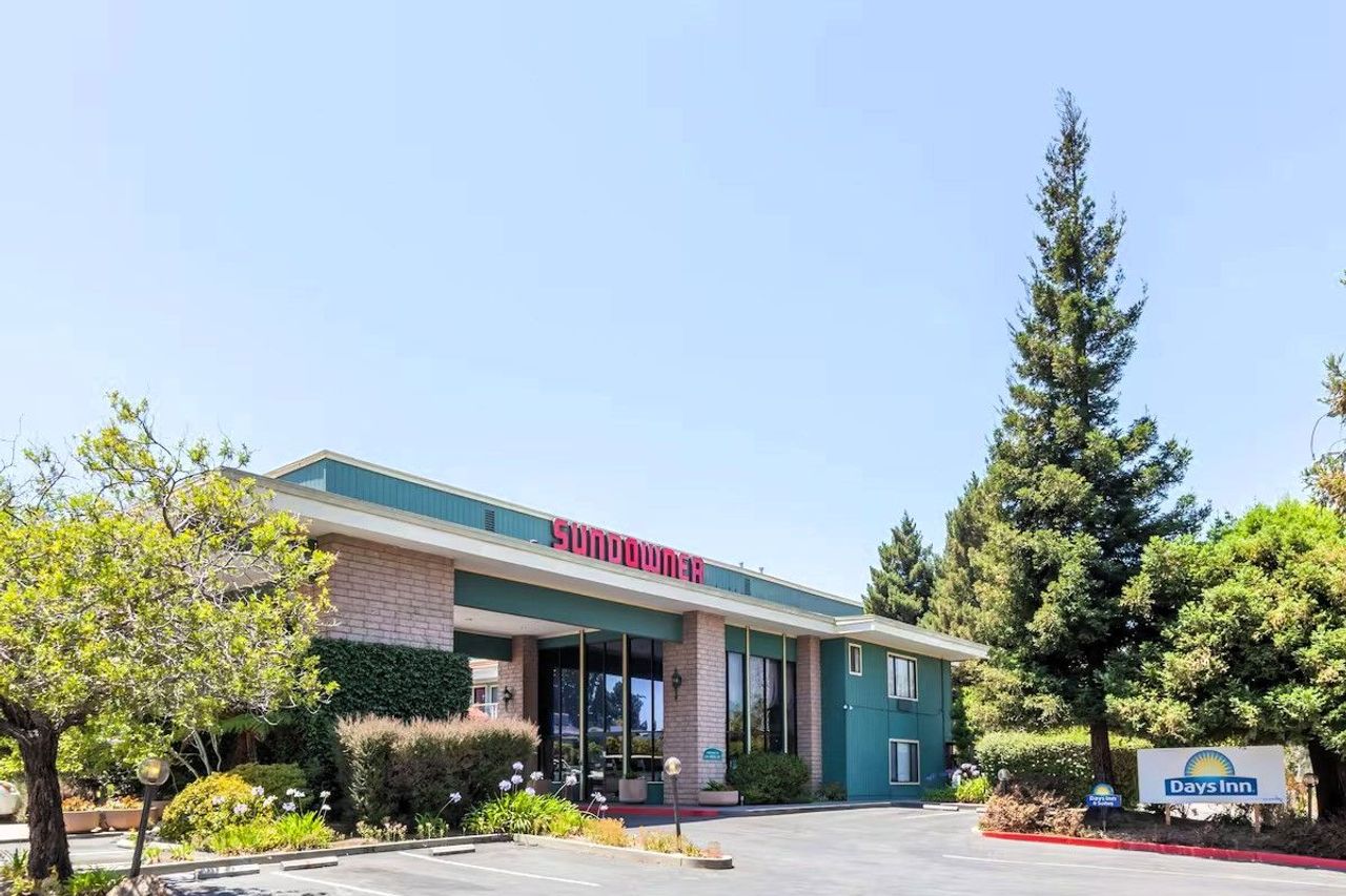 Days Inn & Suites by Wyndham Sunnyvale