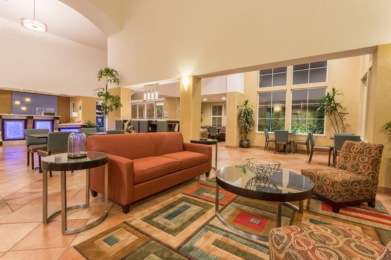 Photo of Holiday Inn Express & Suites Manteca City Center by IHG