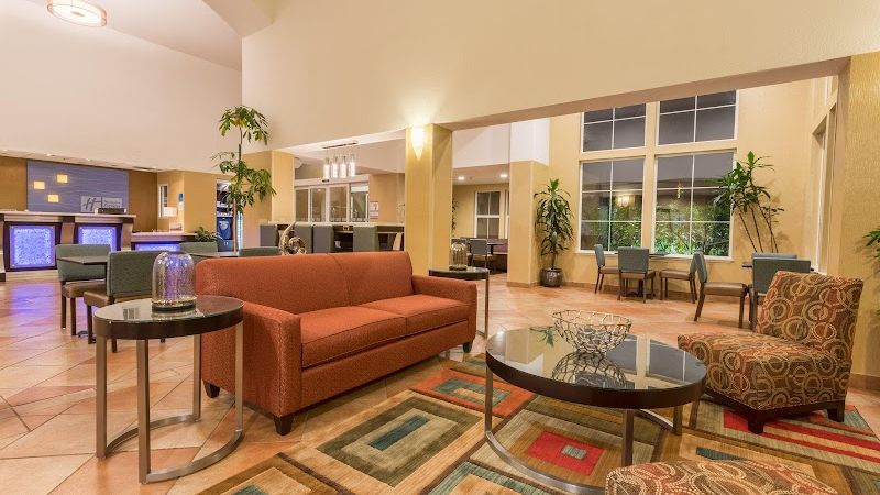 Photo of Holiday Inn Express & Suites Manteca City Center by IHG