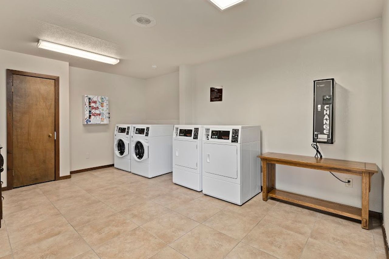 Photo of Cedar Street Hotel & Suites Sandpoint