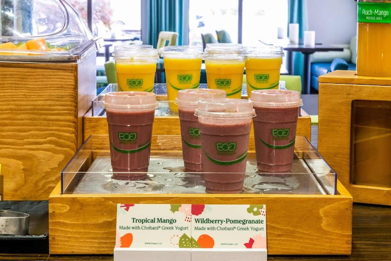 Photo of Hampton Inn Eugene - Complimentary hot breakfast