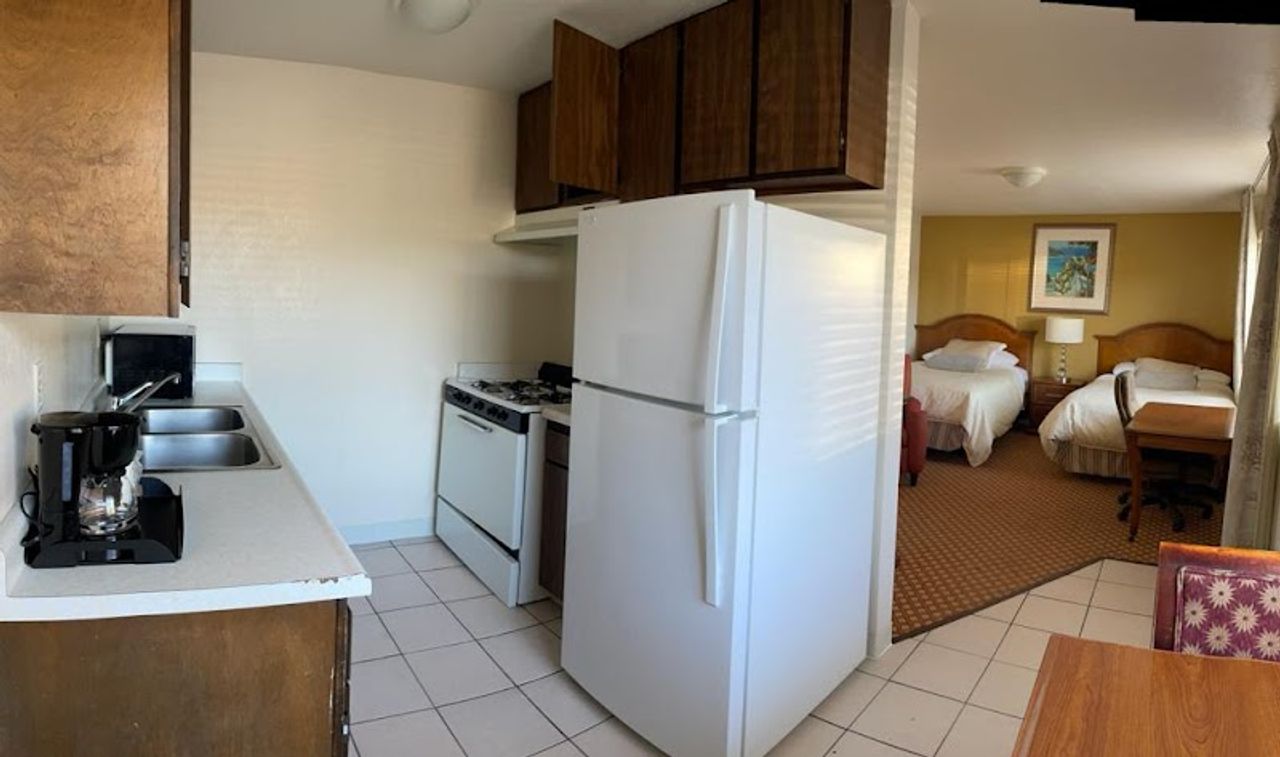 Photo of Laguna Lodge - Kitchen