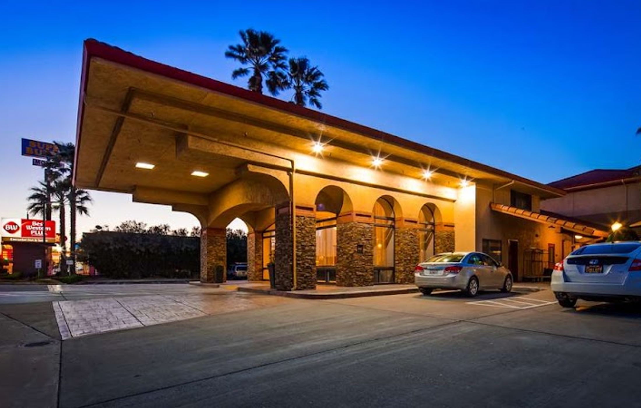Best Western Plus Executive Inn & Suites