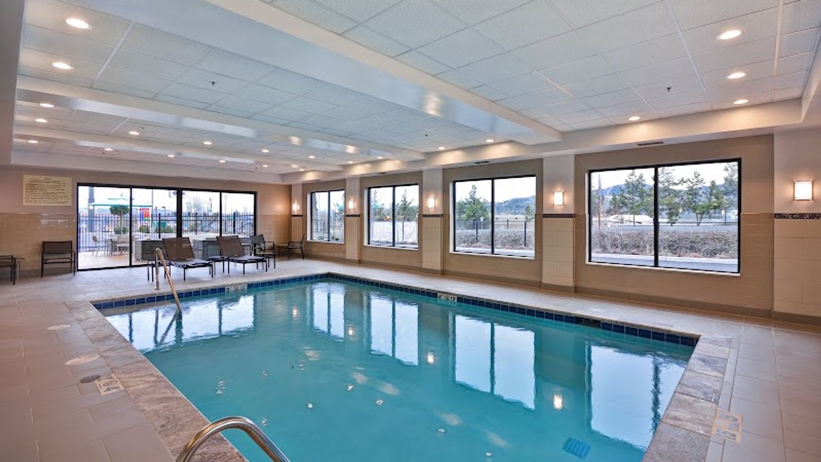 Photo of Hampton Inn & Suites Grants Pass