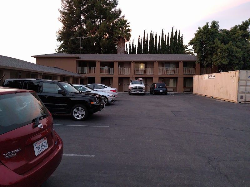 Photo of Sterling Inn