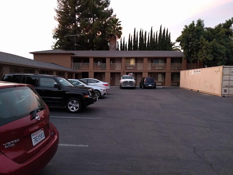 Photo of Sterling Inn