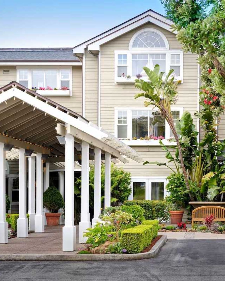 Beach House Hotel