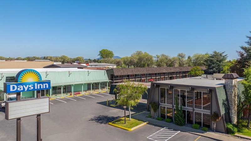 Photo of Days Inn by Wyndham Klamath Falls