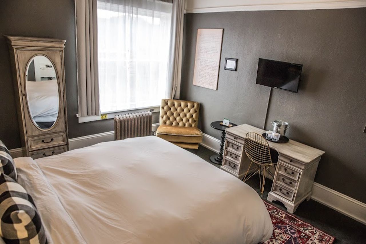 Photo of Hood River Hotel