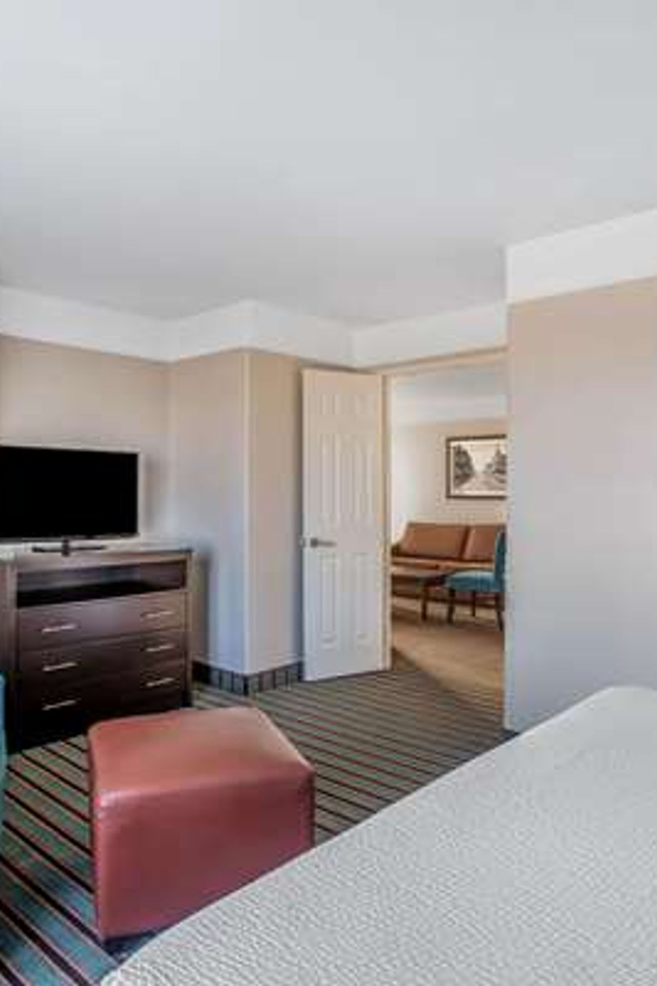 Photo of La Quinta Inn & Suites by Wyndham Bakersfield North