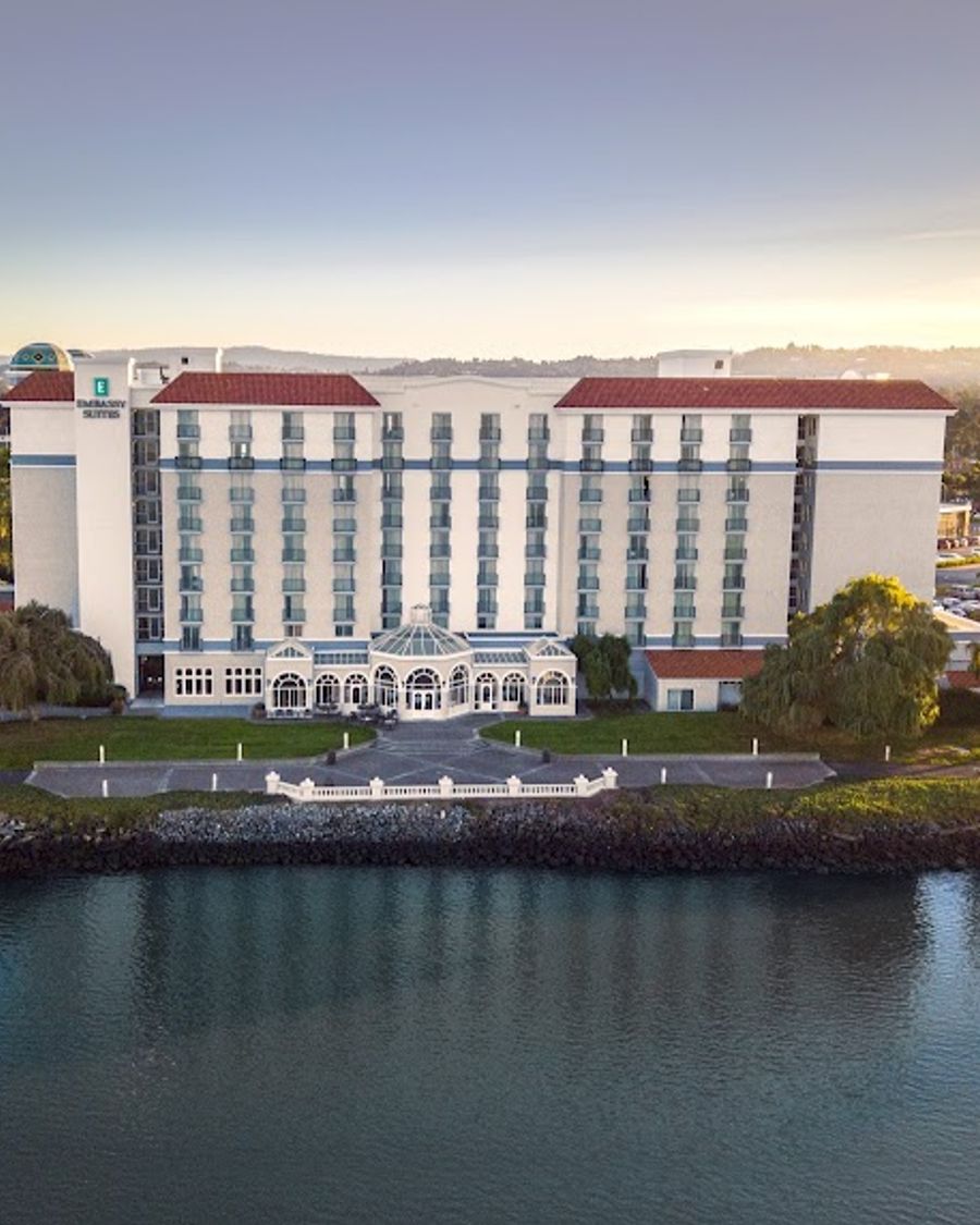 Embassy Suites by Hilton San Francisco Airport Waterfront