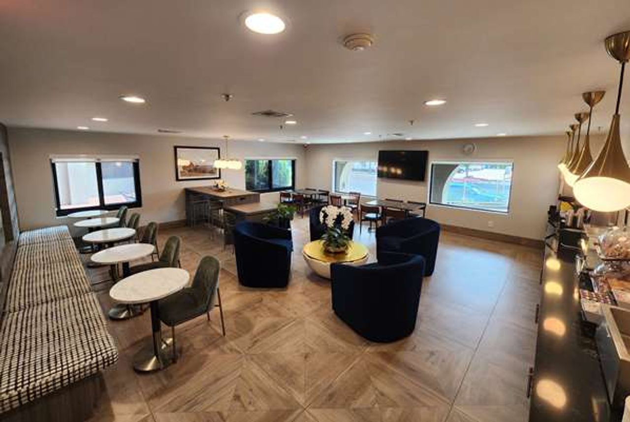 Photo of La Quinta Inn & Suites by Wyndham San Francisco Airport West