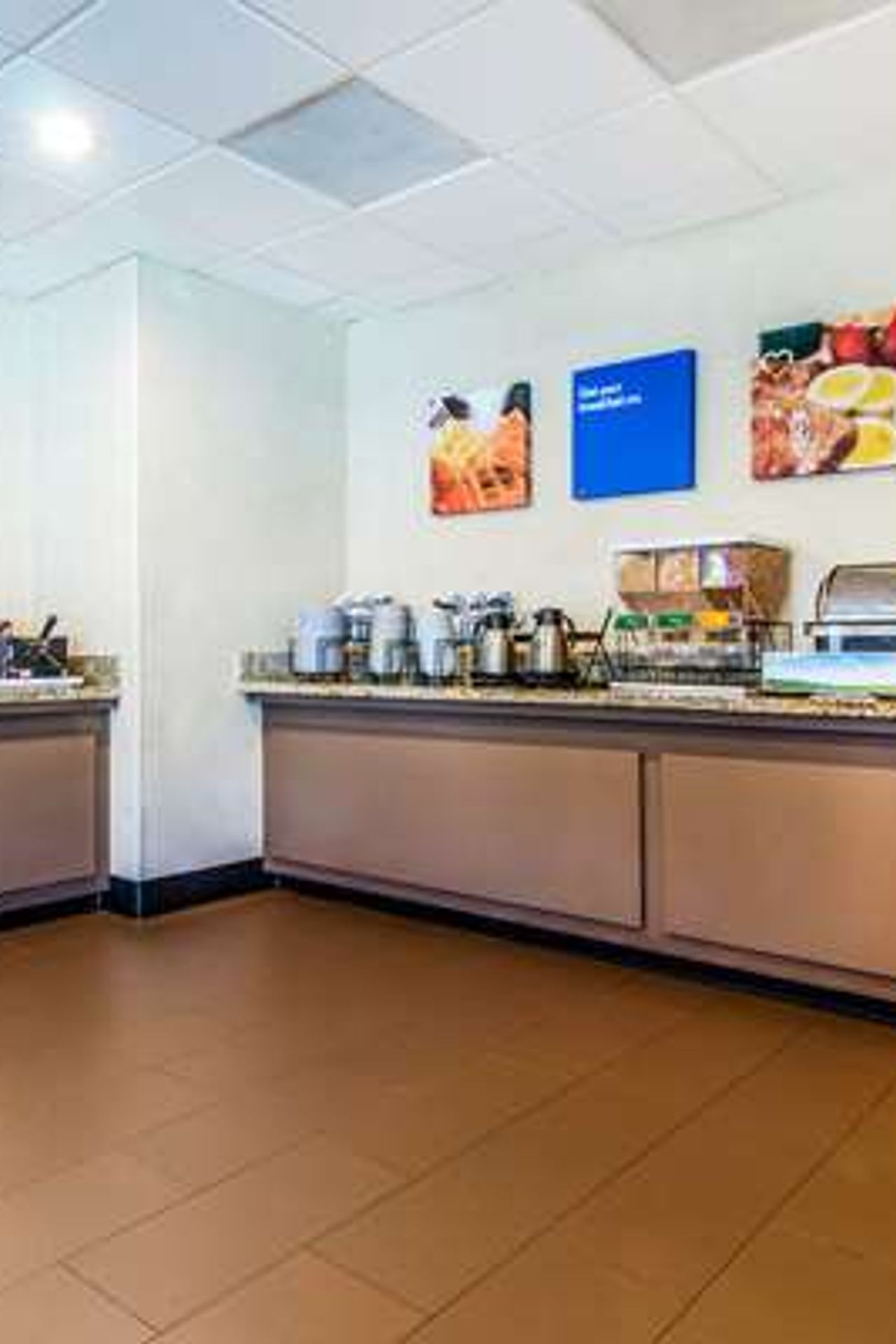 Photo of Comfort Inn By the Bay