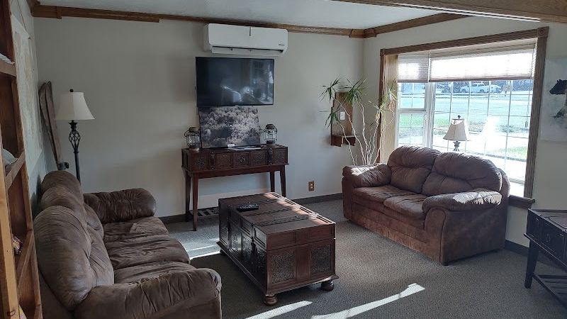 Photo of Clover Creek Inn