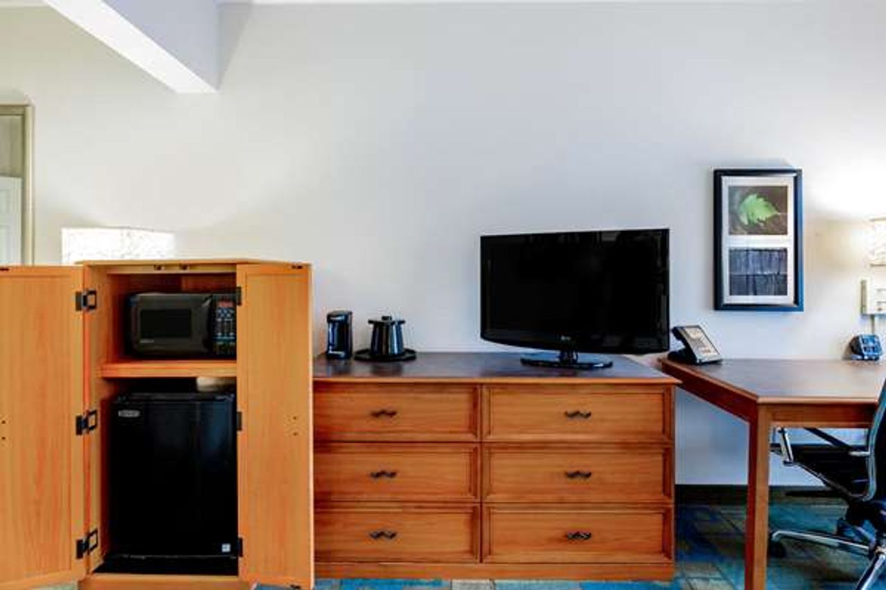 Photo of La Quinta Inn & Suites by Wyndham Fremont / Silicon Valley