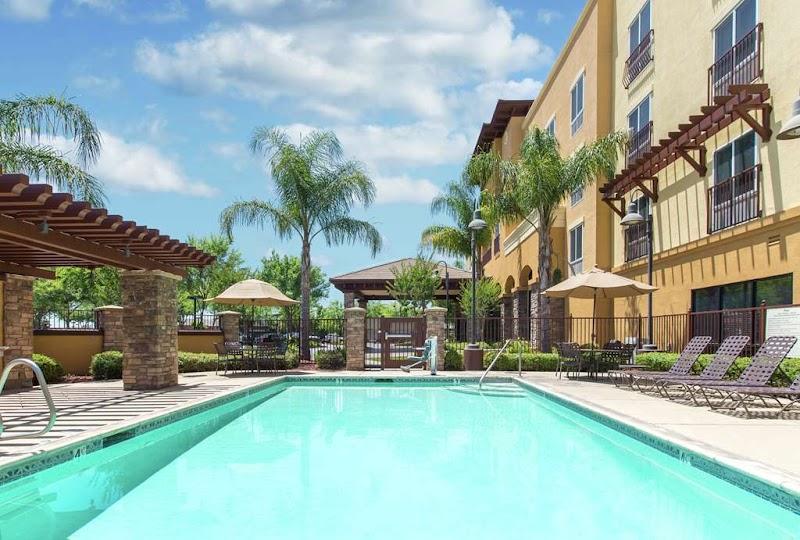 Photo of Hampton Inn & Suites Lodi