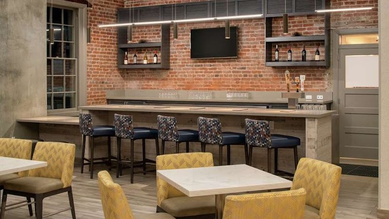 Photo of Hampton Inn Petaluma