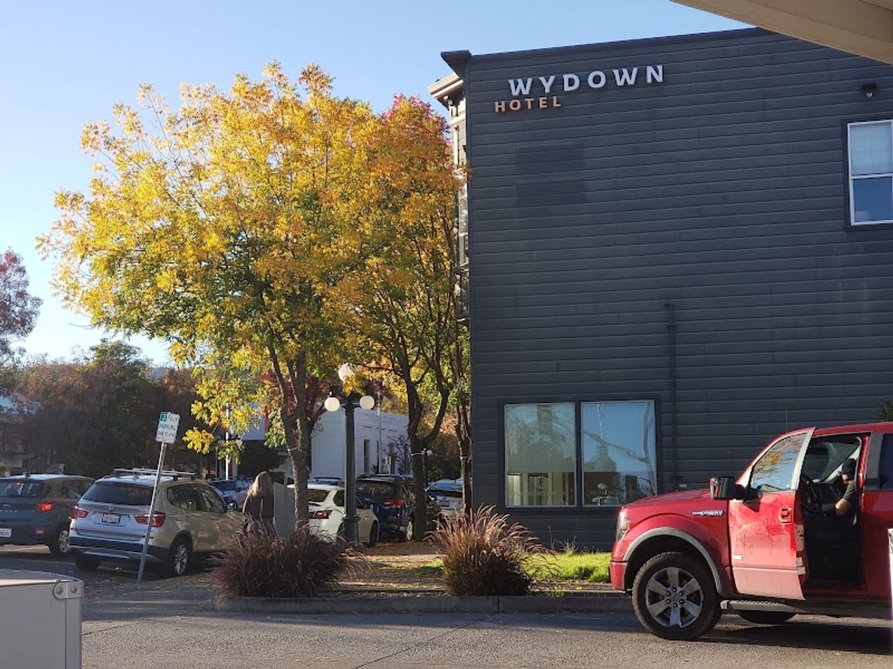 Photo of Wydown Hotel