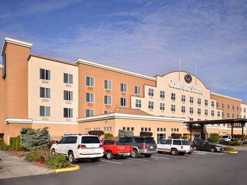 Comfort Suites Airport Tukwila Seattle