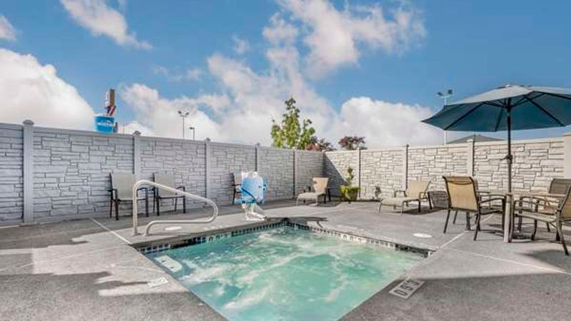 Photo of Comfort Inn Troutdale-Portland East