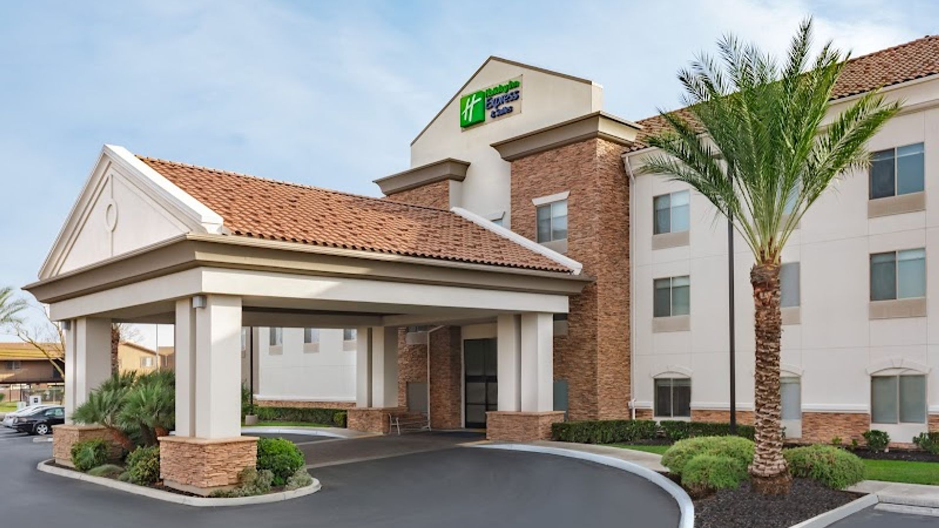 Holiday Inn Express & Suites Merced - Yosemite Natl Park Area by IHG