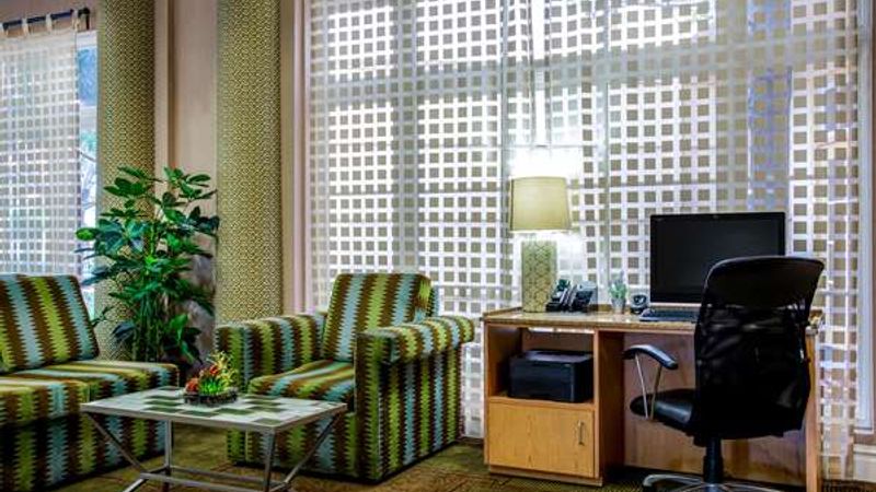 Photo of La Quinta Inn & Suites by Wyndham Fremont / Silicon Valley