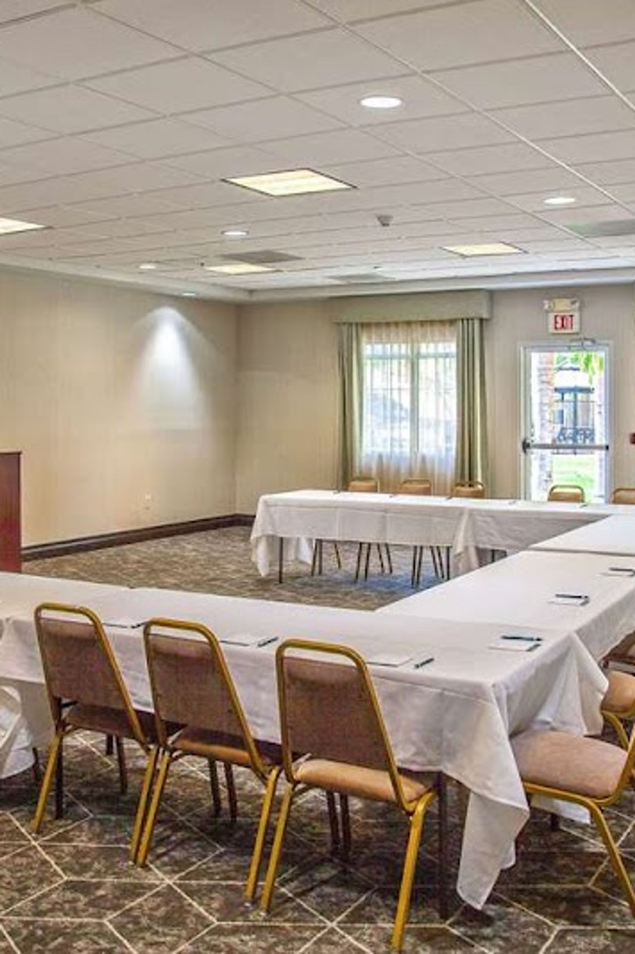 Photo of Homewood Suites by Hilton Bakersfield