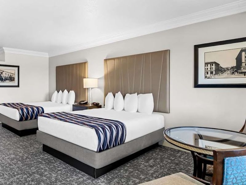 Photo of Best Western Garden Inn