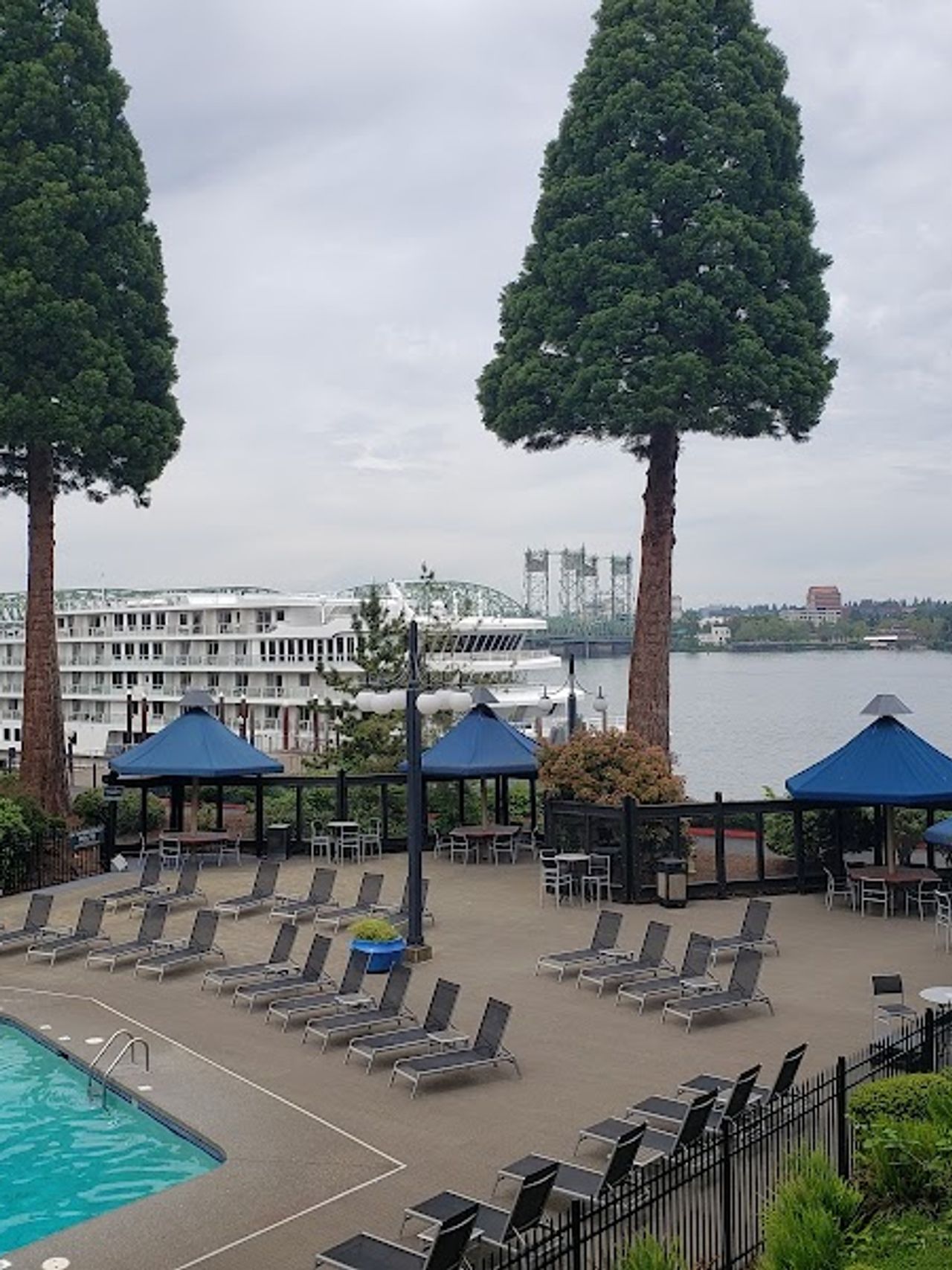 Photo of Holiday Inn Portland - Columbia Riverfront, an IHG Hotel