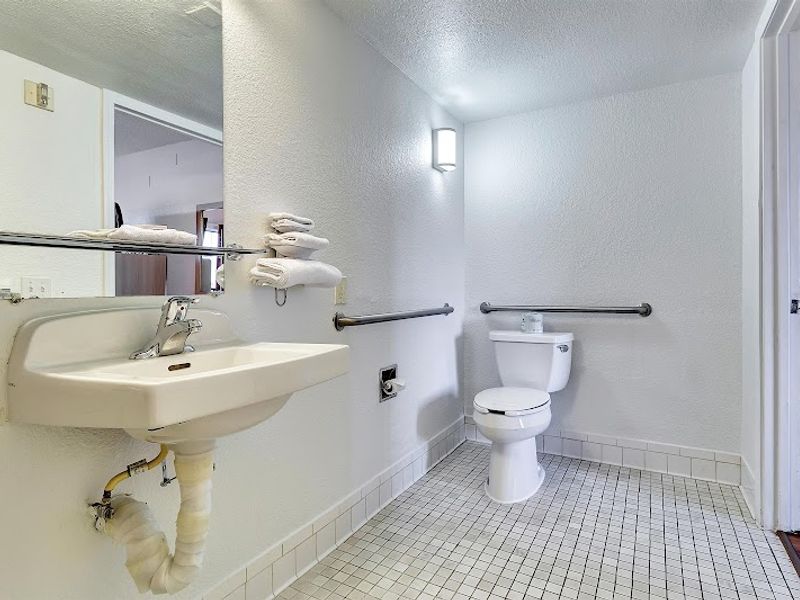 Photo of Motel 6 Vallejo, CA - Six Flags West