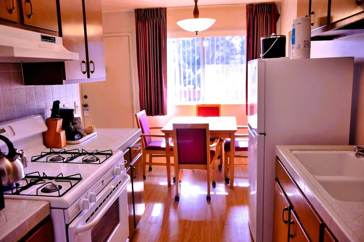 Pacific Gardens Inn - Fully equipped kitchens in suites