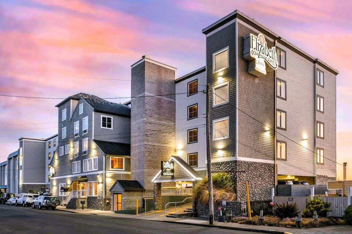 Photo of Elizabeth Oceanfront Suites