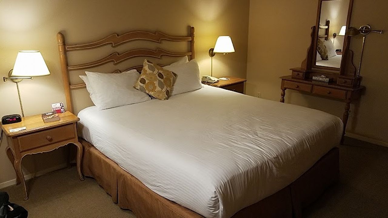 Photo of The Inn at Pasatiempo - Room, King Bed