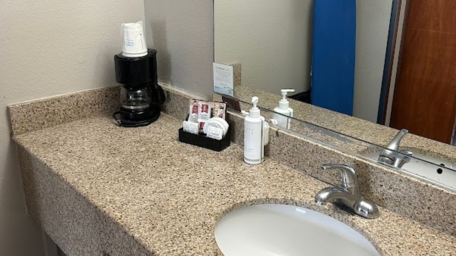 Photo of Days Inn by Wyndham Turlock