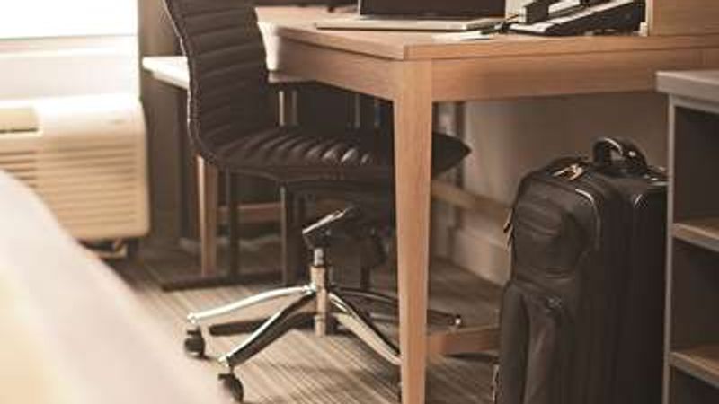 Photo of Country Inn & Suites by Radisson, Monterey Beachfront-Marina, CA - Work desk