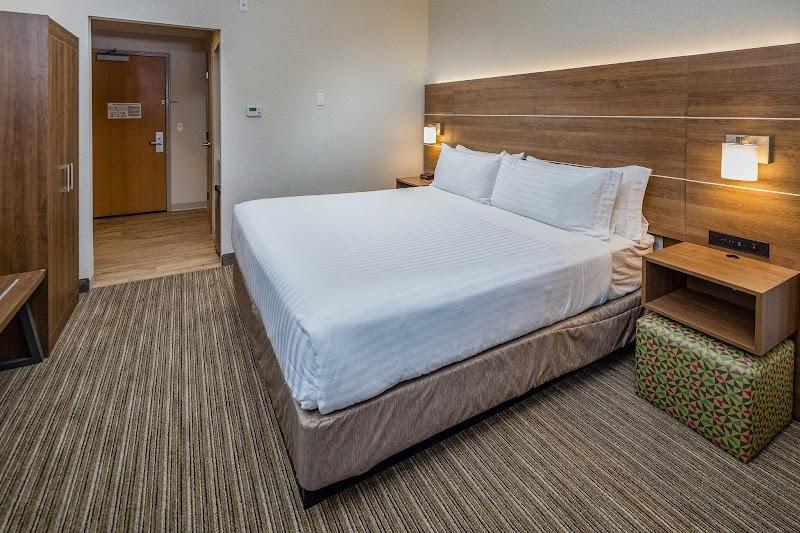 Photo of Holiday Inn Express & Suites Modesto-Salida by IHG