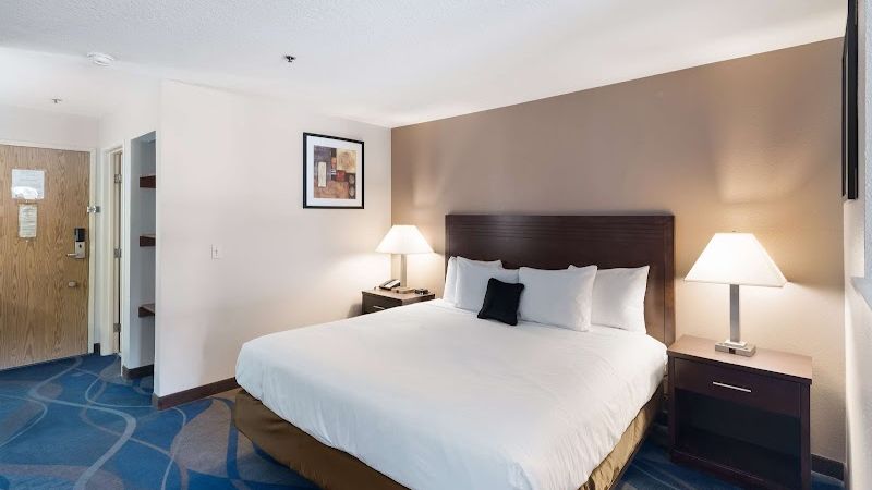 Photo of Red Lion Inn & Suites Kennewick Tri-Cities