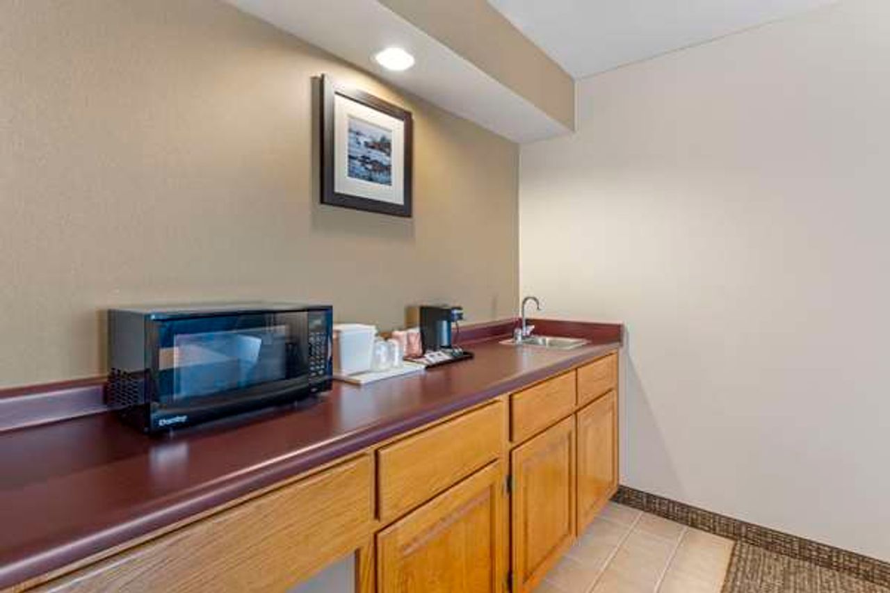 Photo of Comfort Inn Marina on the Monterey Bay - Kitchenette