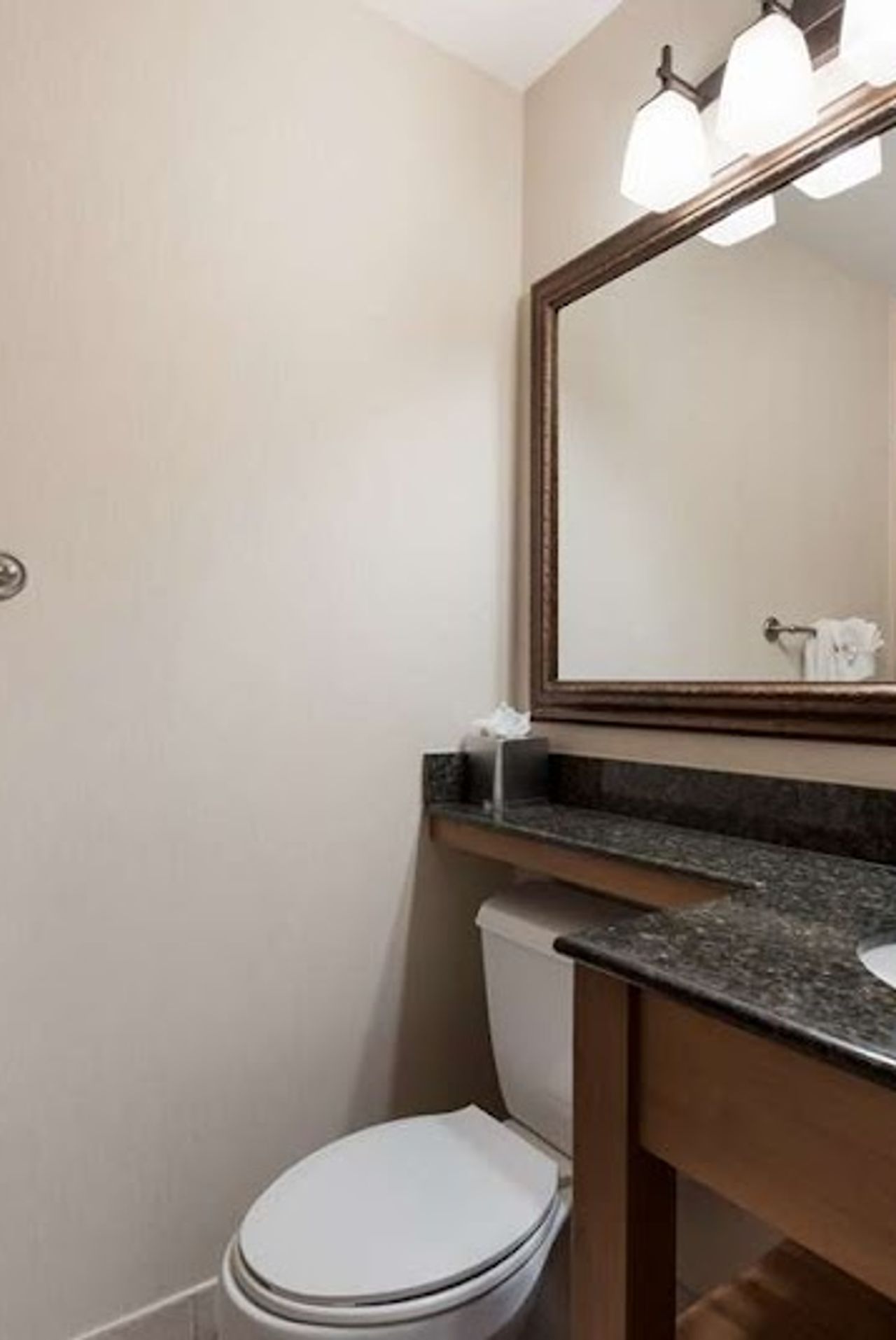 Photo of Best Western Plus Kentwood Lodge